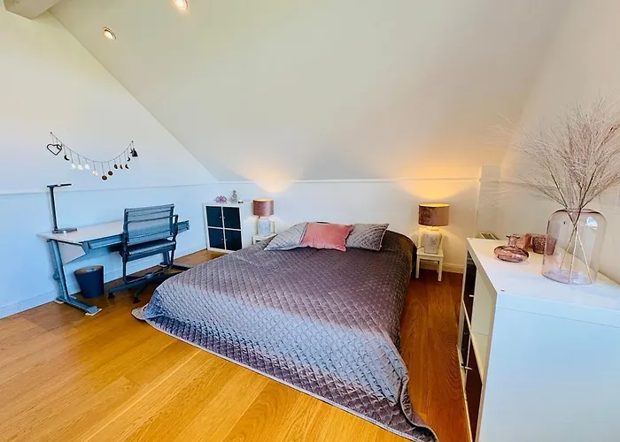 Haus Mit Garten - Im Villenviertel & Zentral Dom wakacyjny *