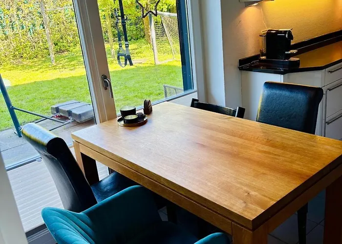 Haus Mit Garten - Im Villenviertel & Zentral