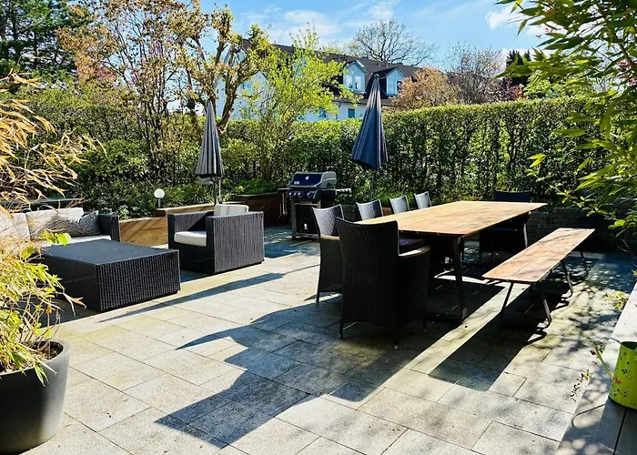 Haus Mit Garten - Im Villenviertel & Zentral Dom wakacyjny